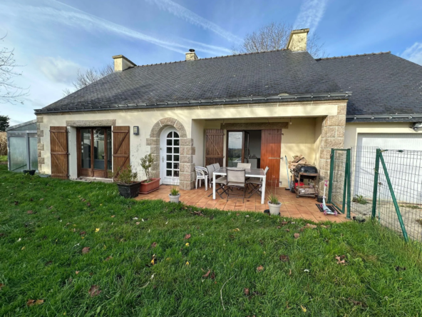 Charmante Maison de Plain-pied à Baud avec Terrain de 3382 m²