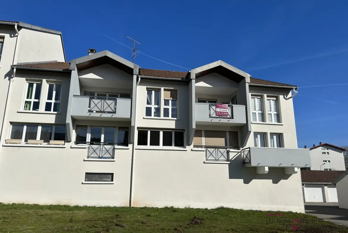 À vendre : Appartement T6 à Pontarlier avec Terrasse et Parkings 