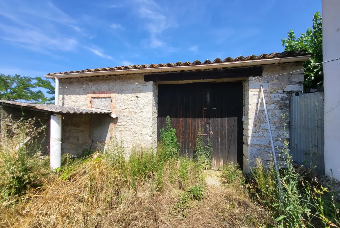 Authentique maison de village à Logrian Florian à vendre 