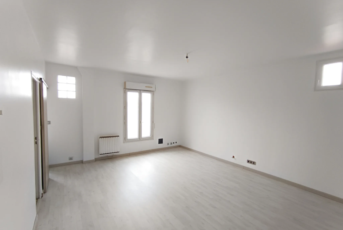 À vendre : Studio de 32 m² à Rosny-sous-Bois 