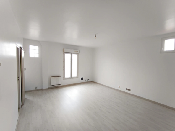 À vendre : Studio de 32 m² à Rosny-sous-Bois