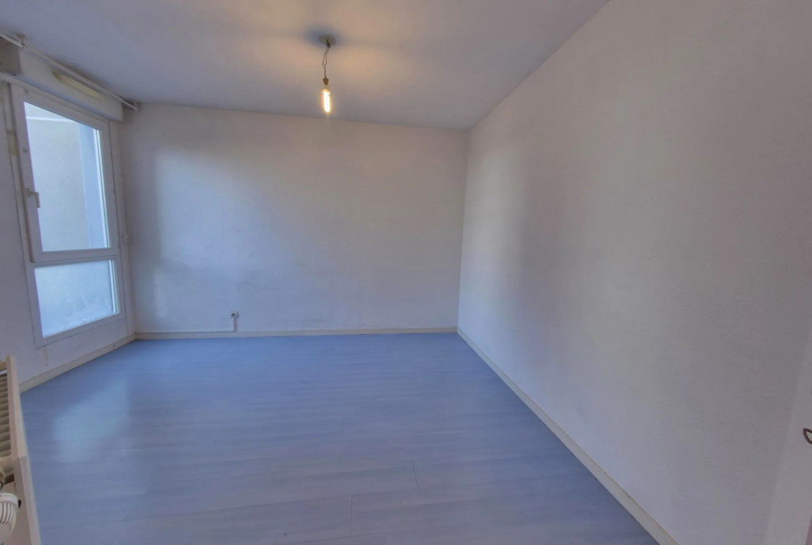 À vendre : Appartement T5 135 m² avec terrasse de 120 m² à Échirolles 