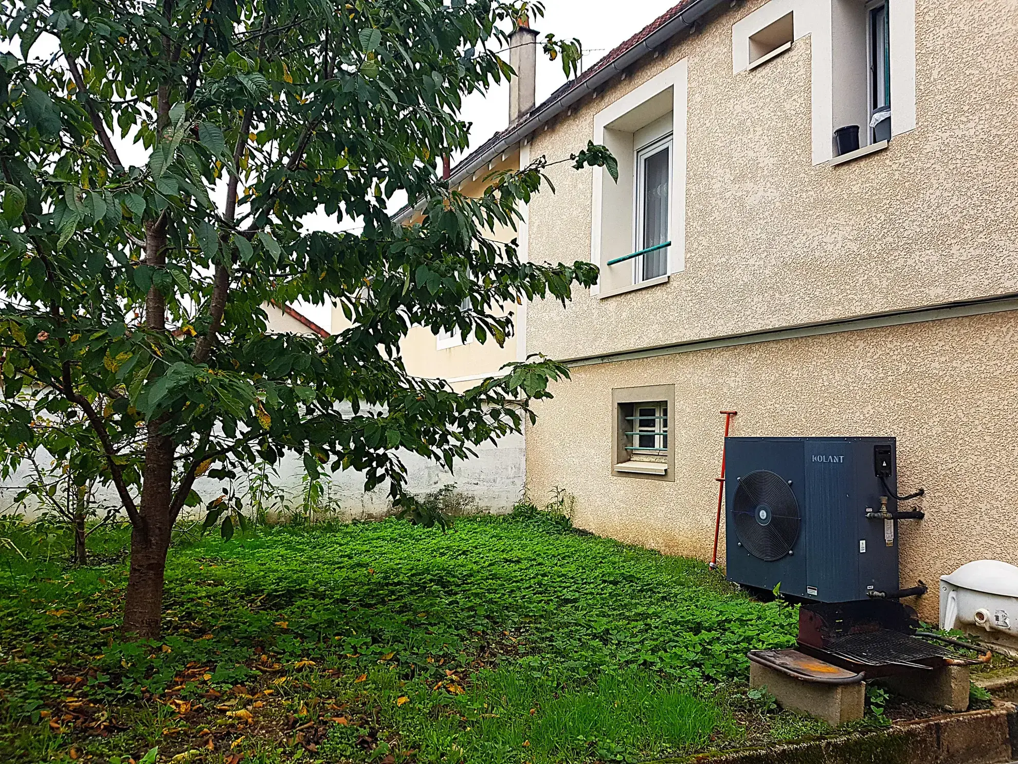 À vendre : Maison habitable de 103 m2 à Nevers avec jardin 