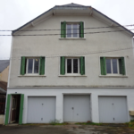 Maison de 100 m² avec 3 garages à Prémery