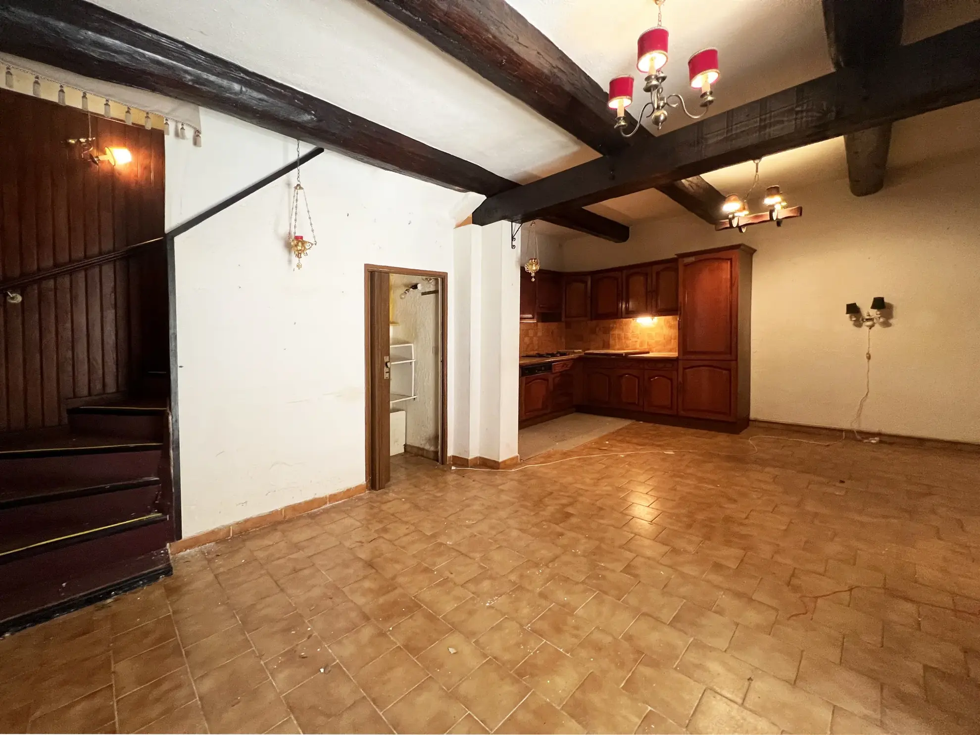 Maison de ville à rénover à Orange - 84 m2 