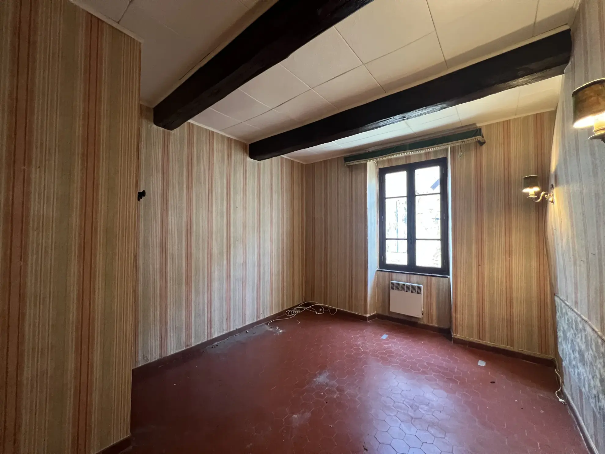 Maison de ville à rénover à Orange - 84 m2 