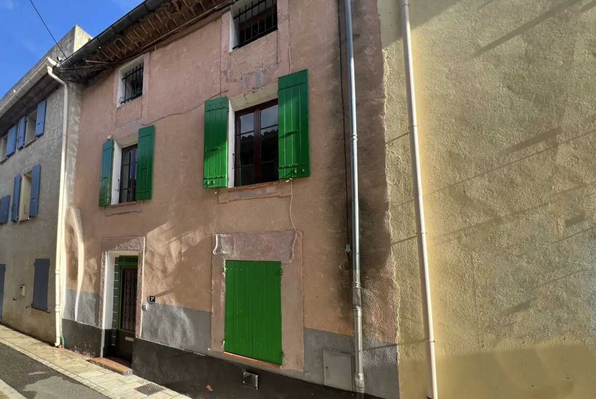 Maison de ville à rénover à Orange - 84 m2 