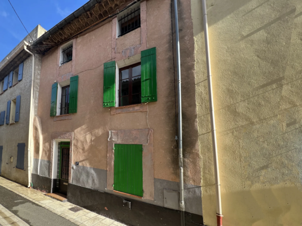 Maison de ville à rénover à Orange - 84 m2