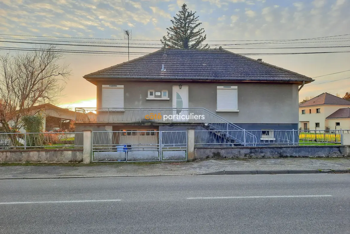 Maison individuelle avec sous-sol à vendre à Dole 