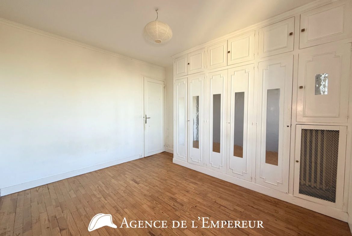 À vendre : Appartement lumineux 4 pièces à Buzenval, Rueil-Malmaison 