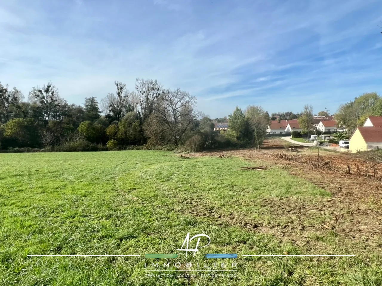 Terrain à bâtir de 1420 m² à Mirebeau-sur-Bèze (21310) 