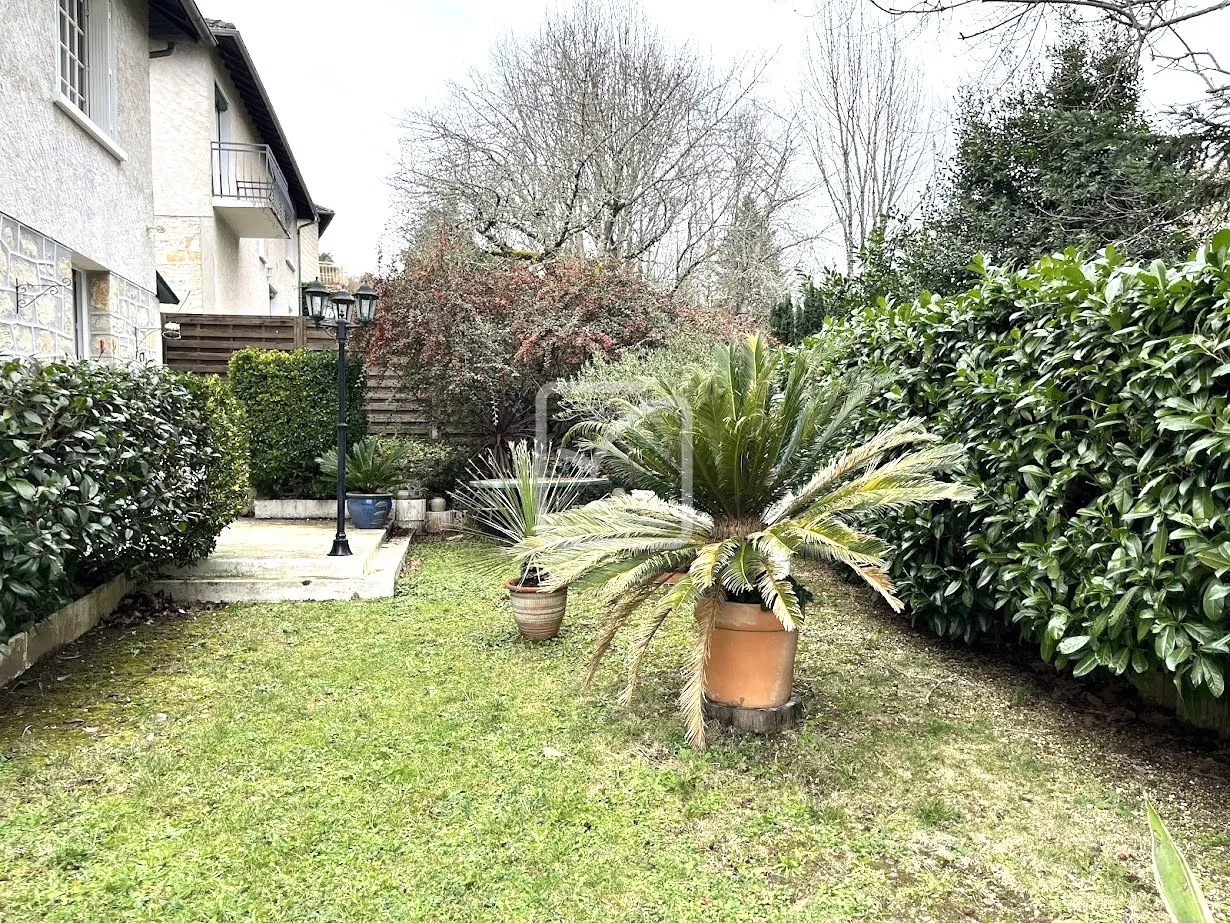 Maison traditionnelle à vendre à Brive la Gaillarde - 3 chambres et jardin 