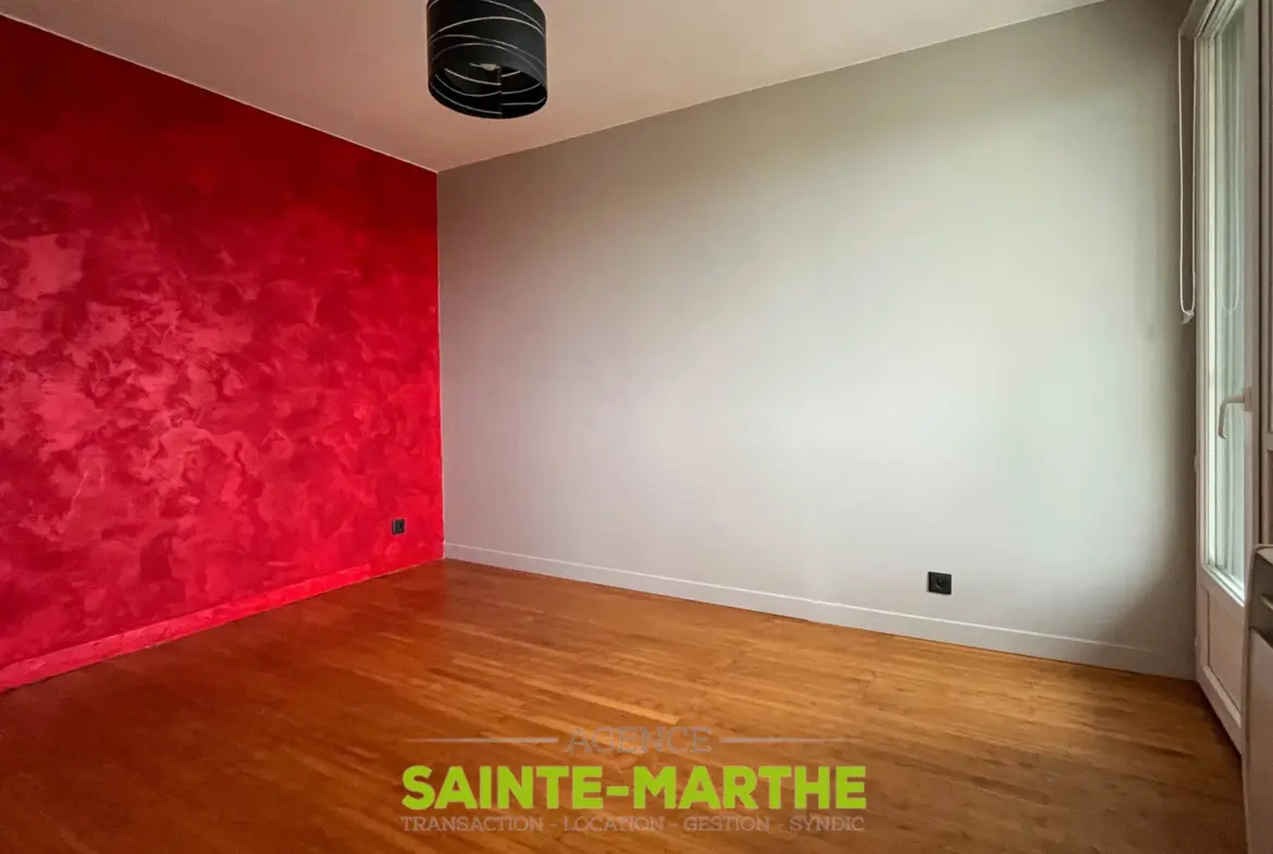 À vendre : Appartement T4 avec balcons à Niort 