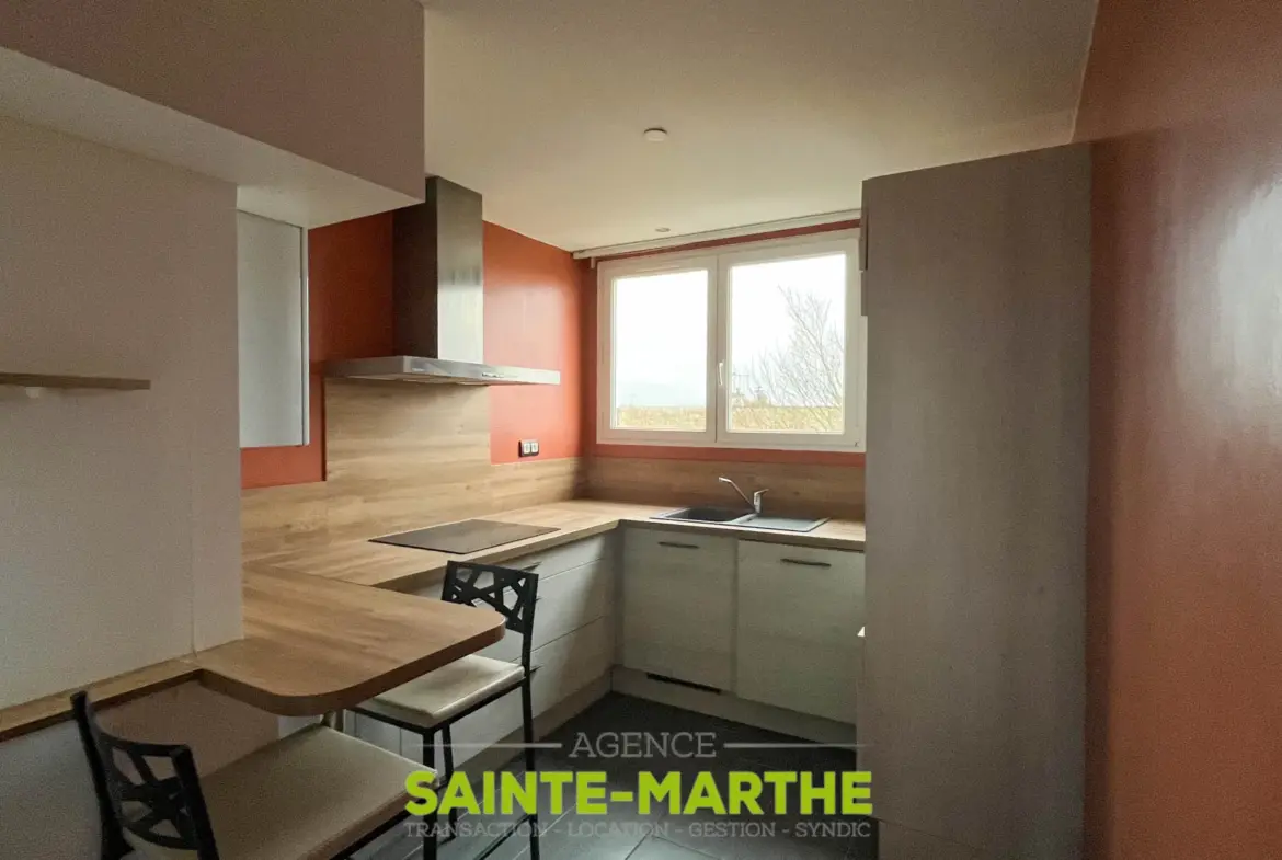 À vendre : Appartement T4 avec balcons à Niort 