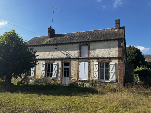 Maison à rénover à Pacy-sur-Eure sur grand terrain