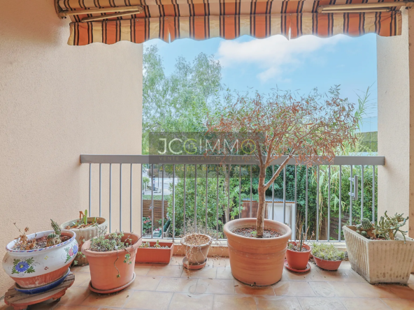 Appartement T3 lumineux avec garage et balcon à Six-Fours-les-Plages