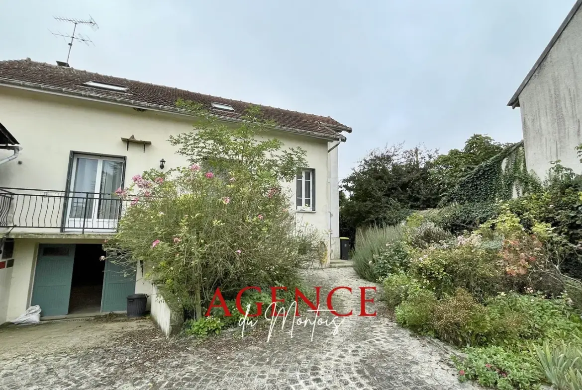 À vendre : pavillon des années 1930 près de Provins avec jardin 