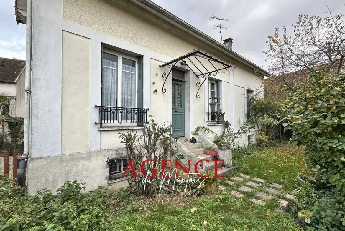 À vendre : pavillon des années 1930 près de Provins avec jardin 