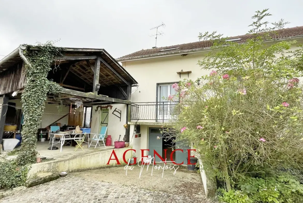 À vendre : pavillon des années 1930 près de Provins avec jardin 