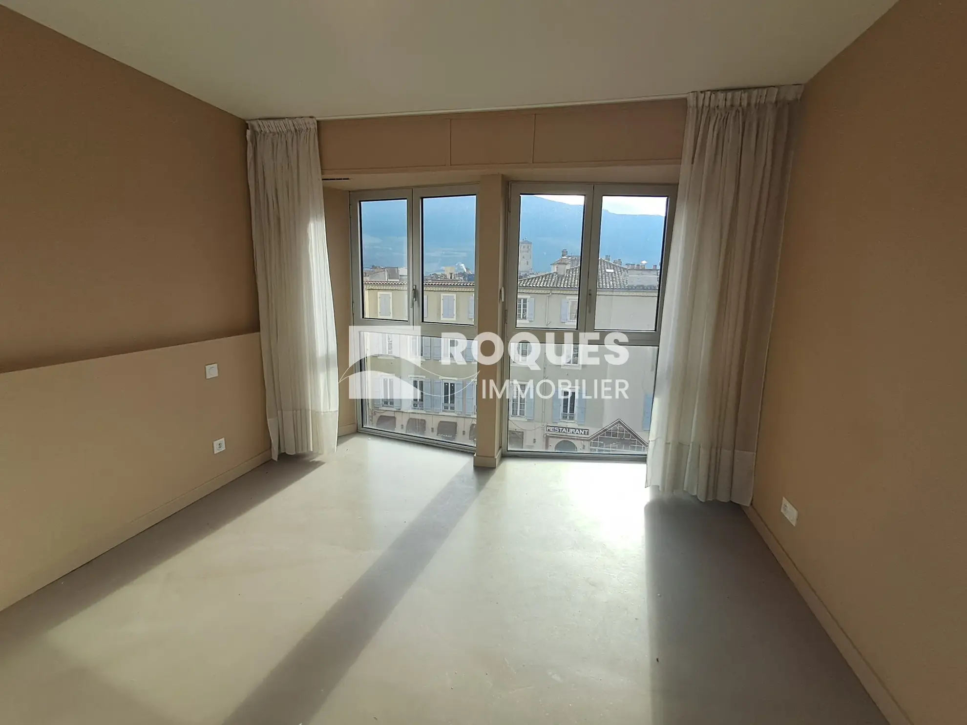 Bel Appartement T4 lumineux à Millau - 104 m² 