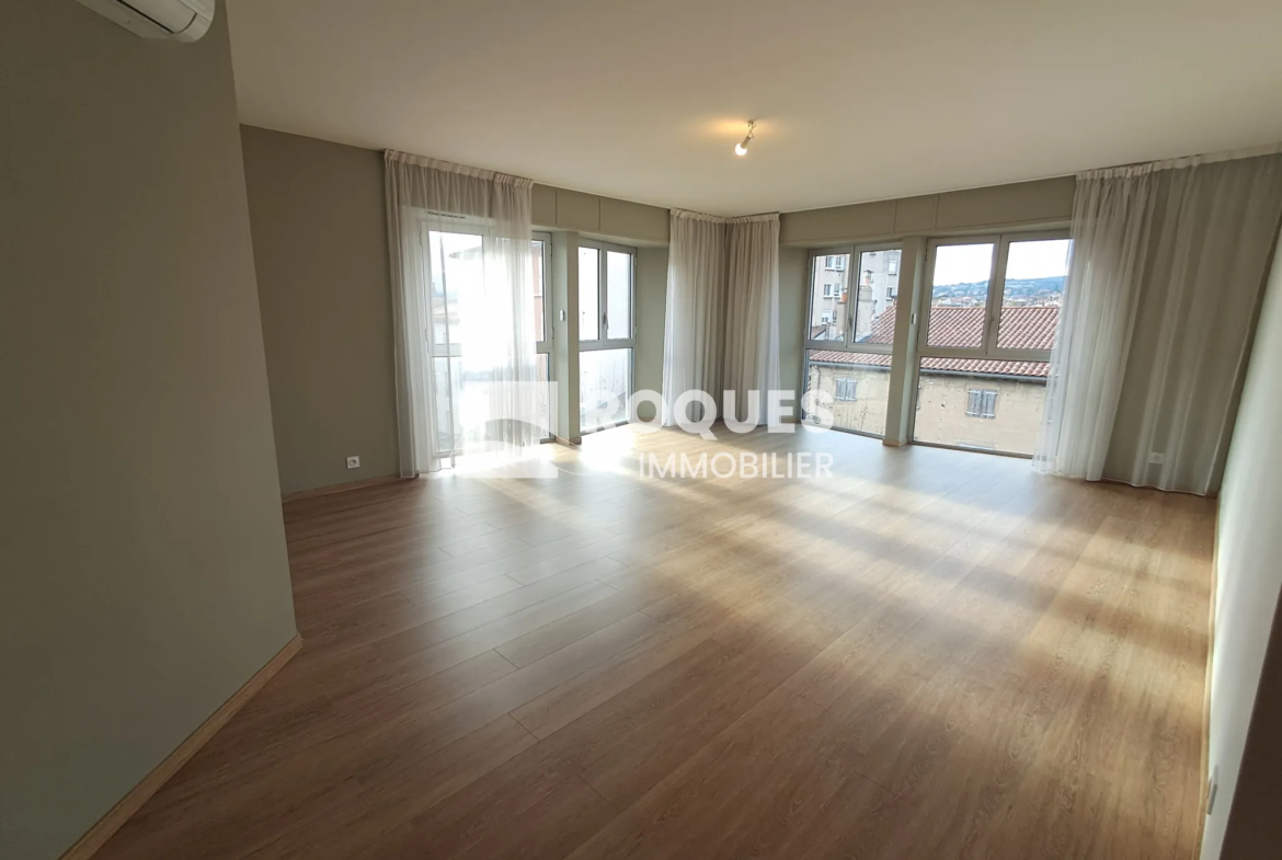 Bel Appartement T4 lumineux à Millau - 104 m² 