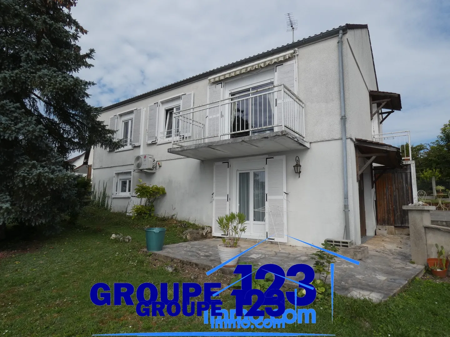 Maison familiale de 3 chambres à Migennes à vendre 