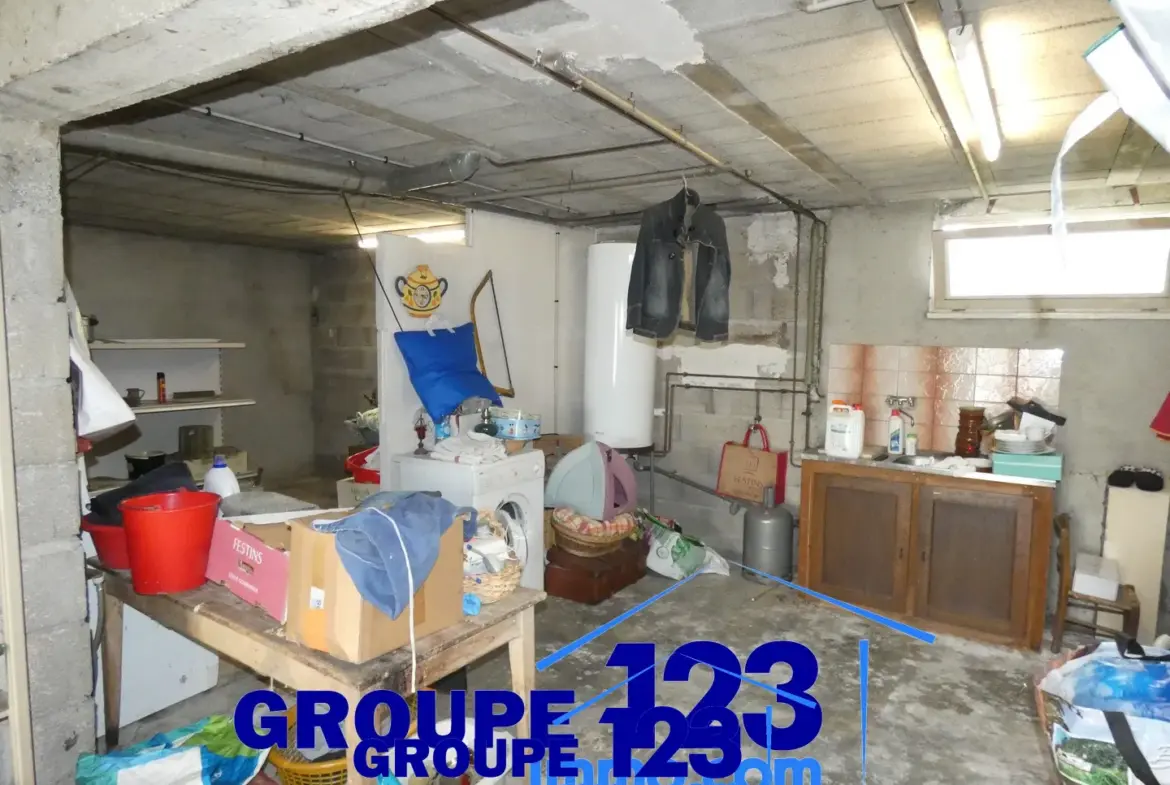 Maison familiale de 3 chambres à Migennes à vendre 