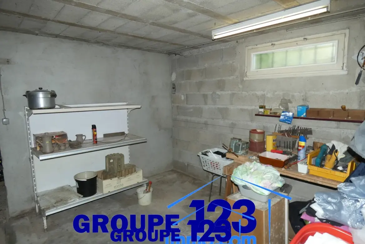 Maison familiale de 3 chambres à Migennes à vendre 