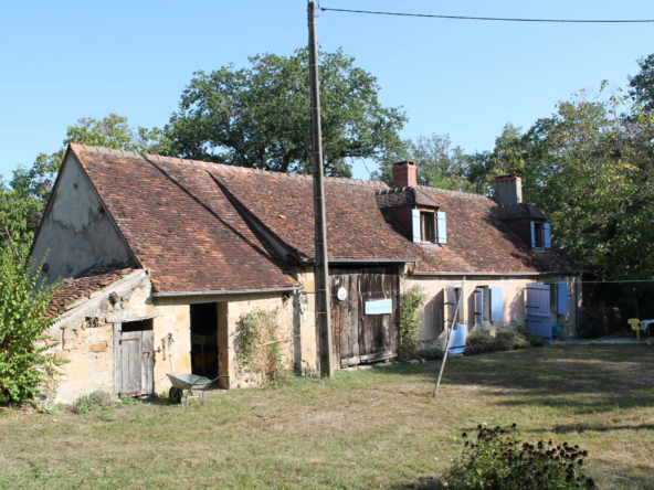 Fermette avec grange à Louroux Bourbonnais sur 2.2 hectares