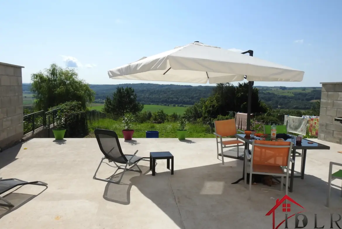 Maison 144 m² avec vue panoramique - Laferte sur Amance 