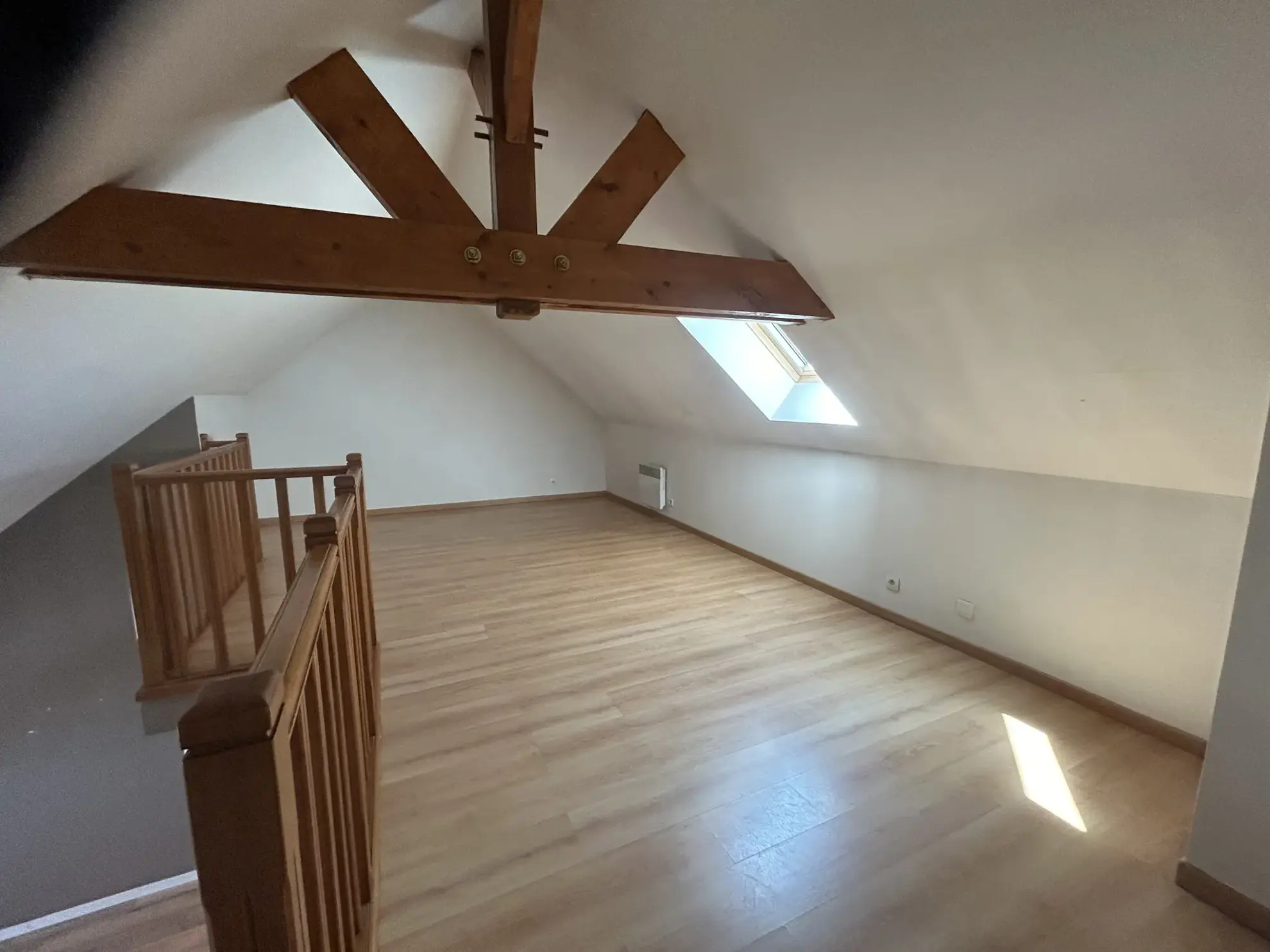 F4 en duplex de 67m² à Etampes avec parking 