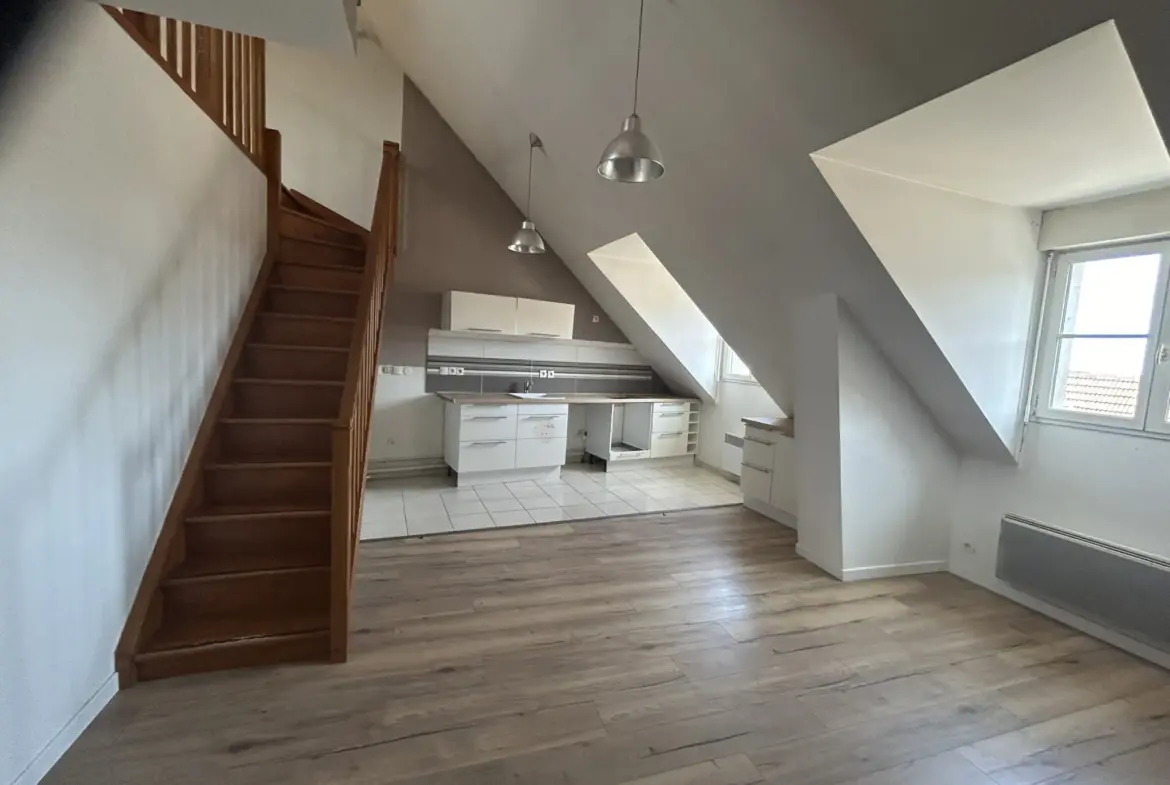 F4 en duplex de 67m² à Etampes avec parking 