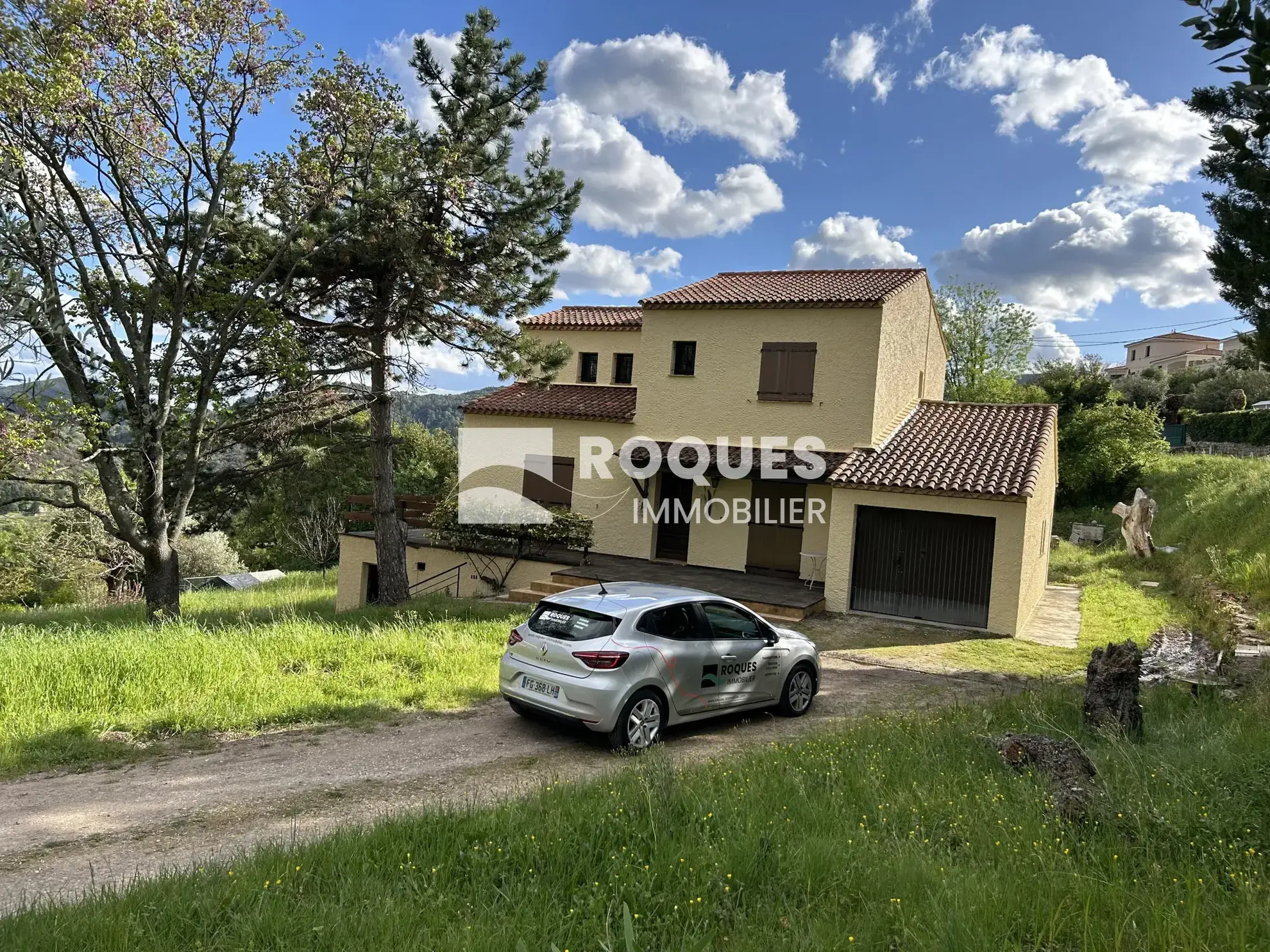 Villa indépendante F5 de 142,50 m2 à Lodève sur 1526 m2 de terrain 