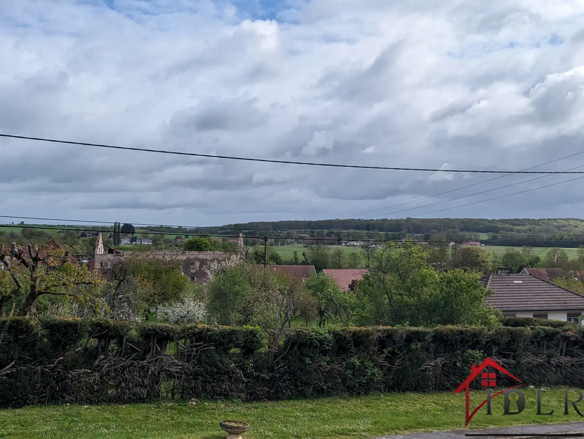 Ensemble immobilier à Savoyeux sur terrain de 2516 m² 