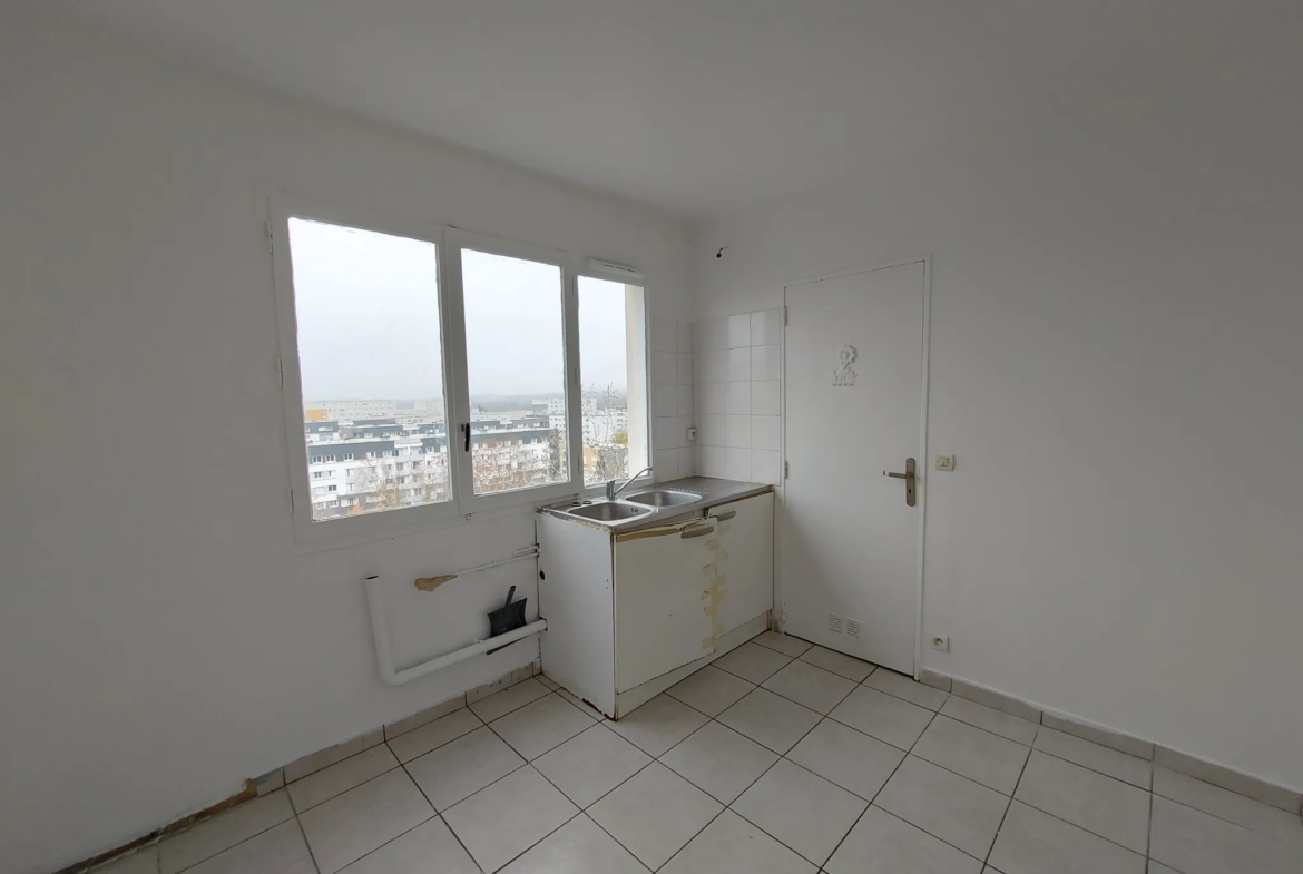 Appartement T4 à vendre dernier étage à Mantes-La-Jolie 