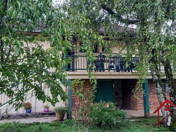 Pavillon sur sous-sol avec grand jardin à Montmorot