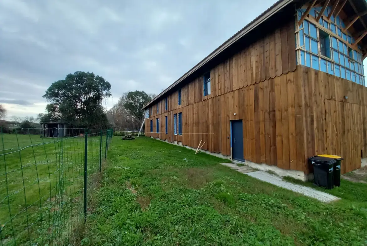 Séchoir réhabilité en maison familiale à Auros près de LANGON 