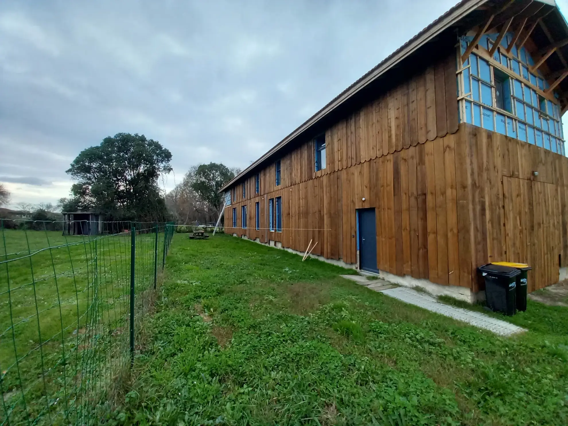 Séchoir réhabilité en maison familiale à Auros près de LANGON 