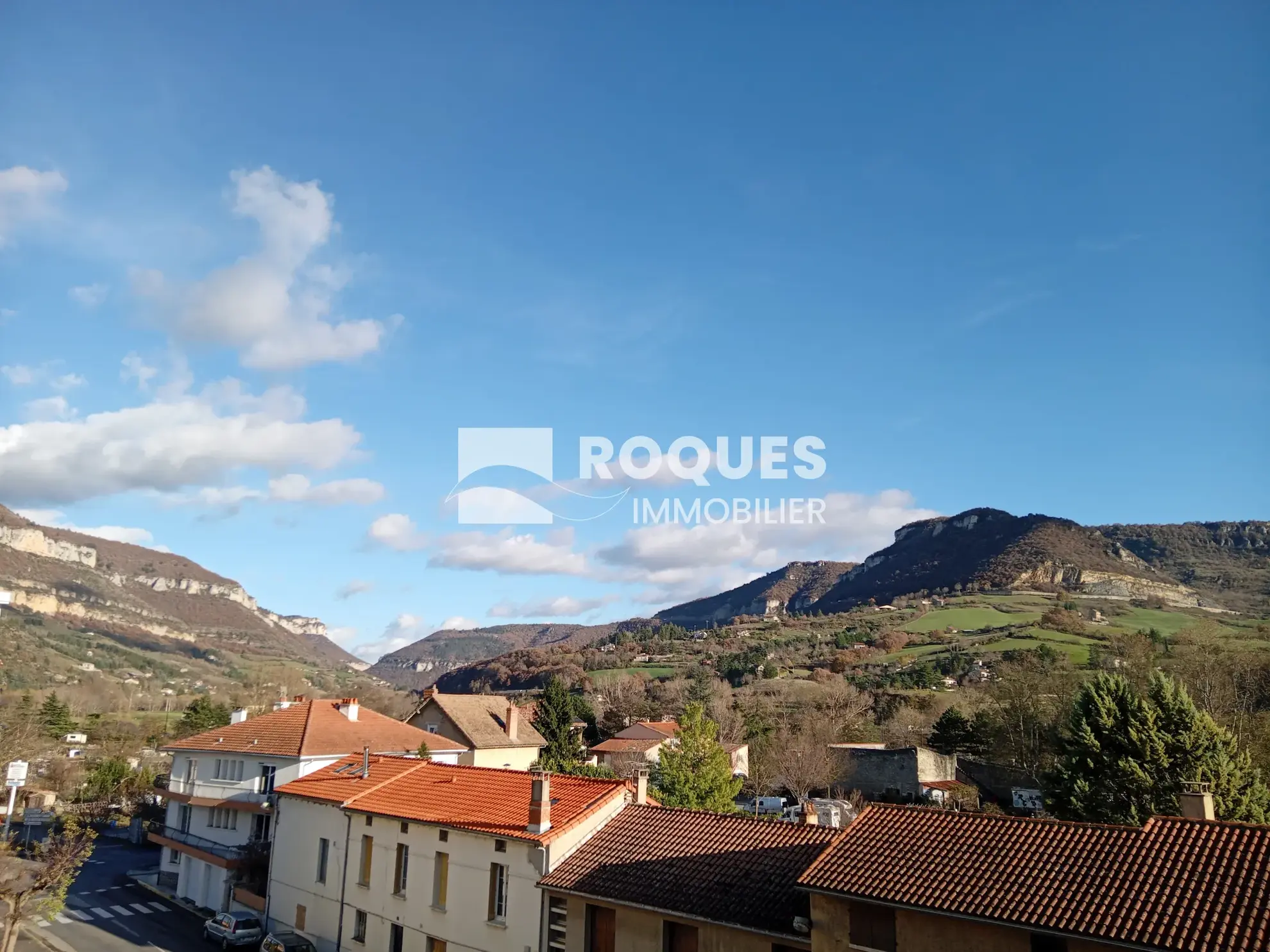 À vendre : Appartement T3 à Millau avec terrasse et balcon 