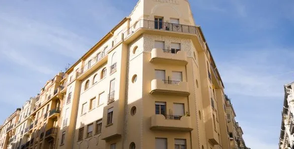 Vente d'un Studio à Rafraîchir dans le Quartier de la Libération à Nice