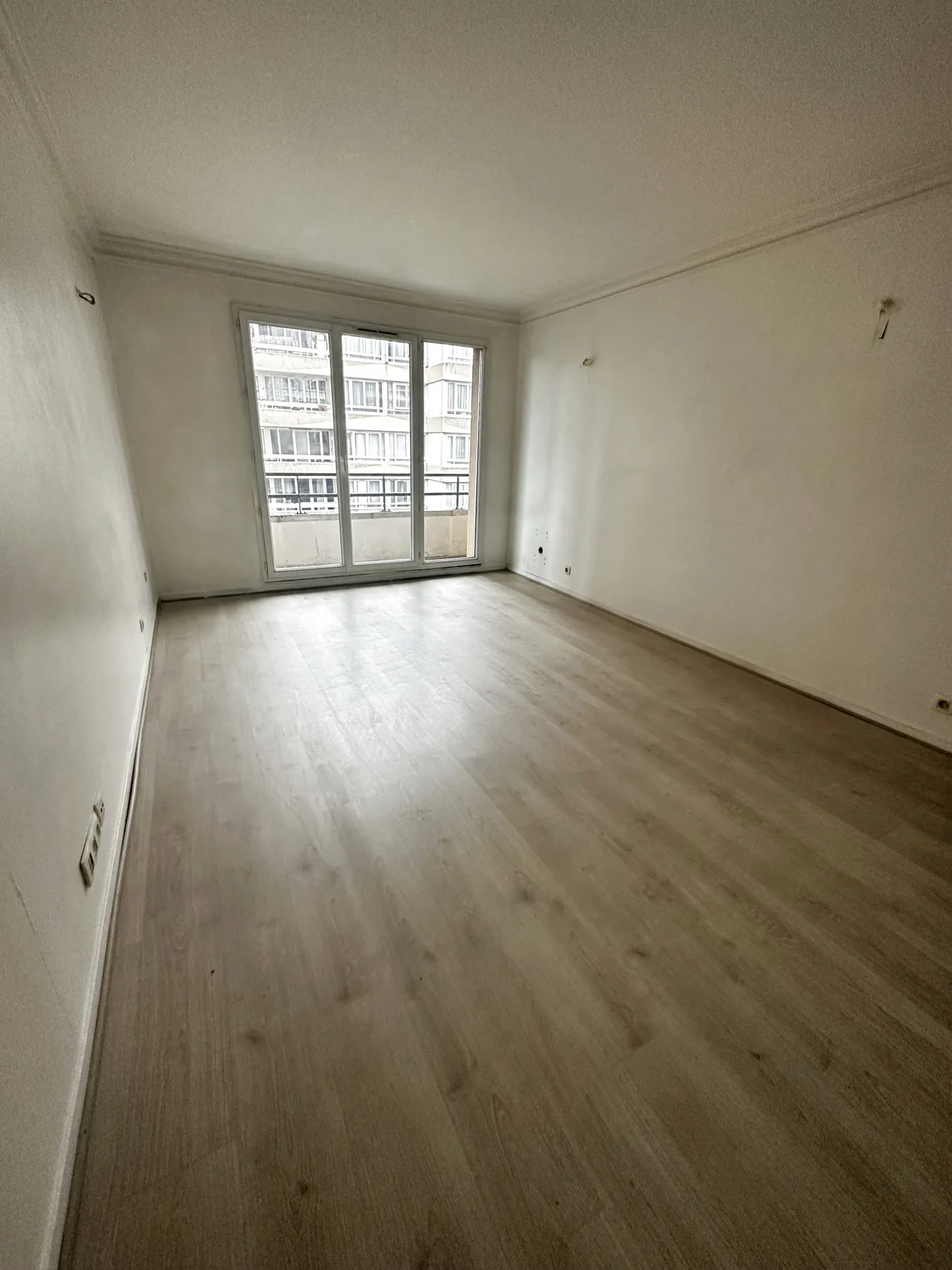 Appartement 3 pièces avec parking à Aubervilliers, rue Solferino 