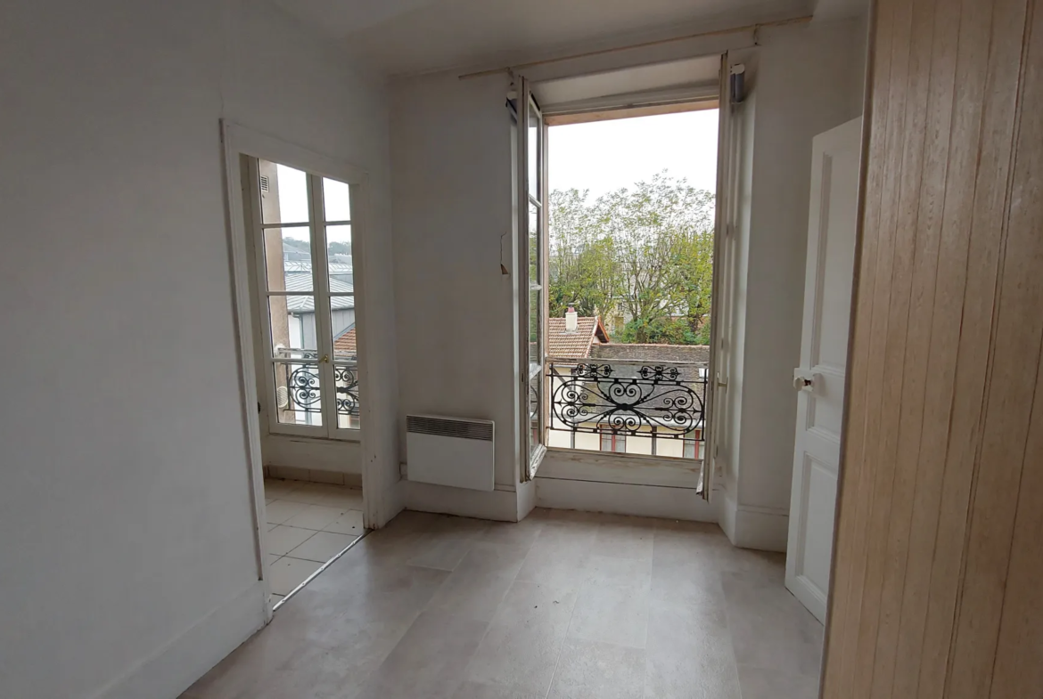 Appartement 2 pièces à vendre à Versailles, quartier Saint-Louis 