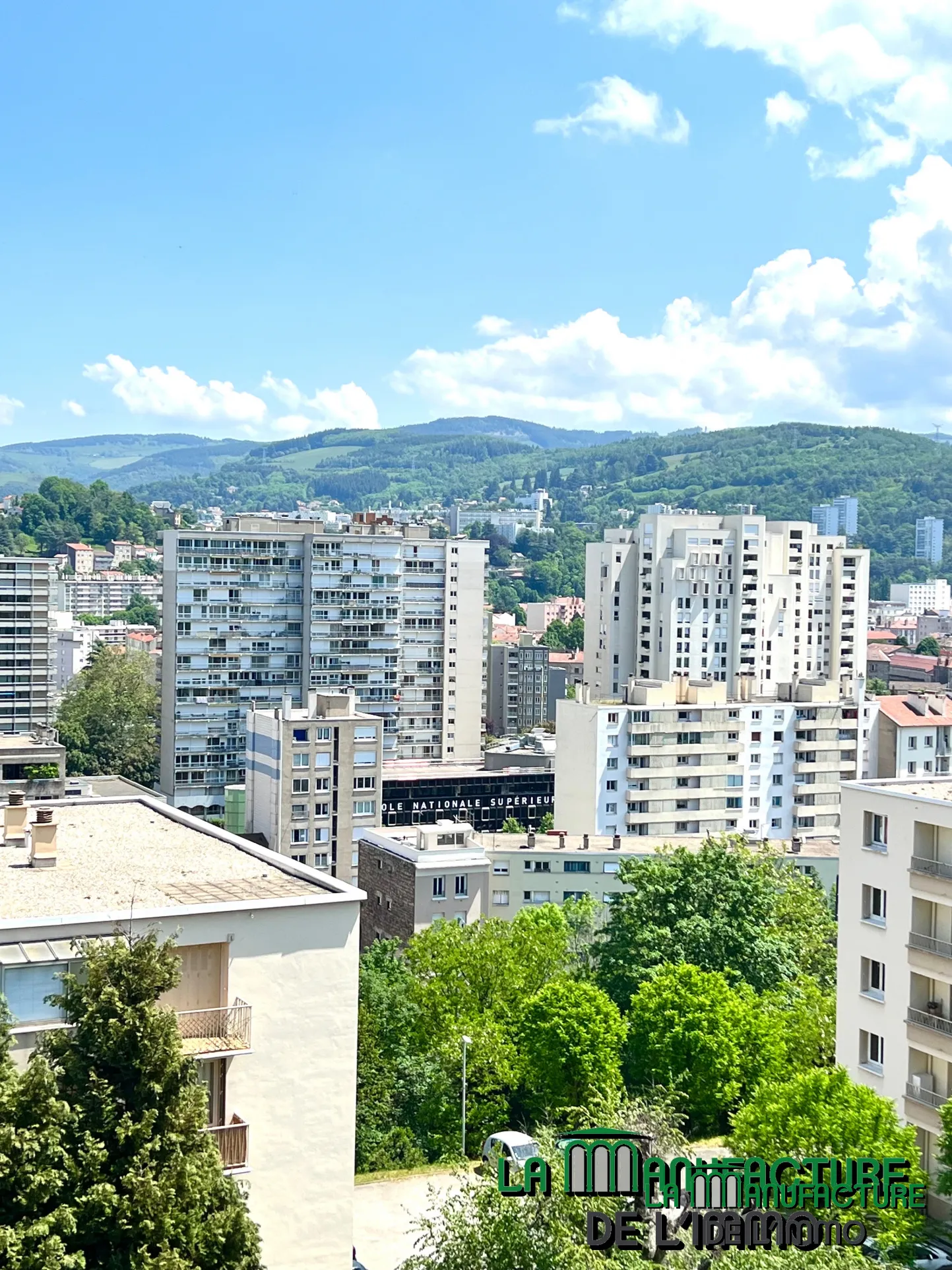 Appartement F3 lumineux avec balcon à Saint-Étienne 