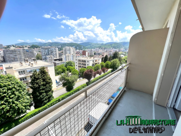 Appartement F3 lumineux avec balcon à Saint-Étienne