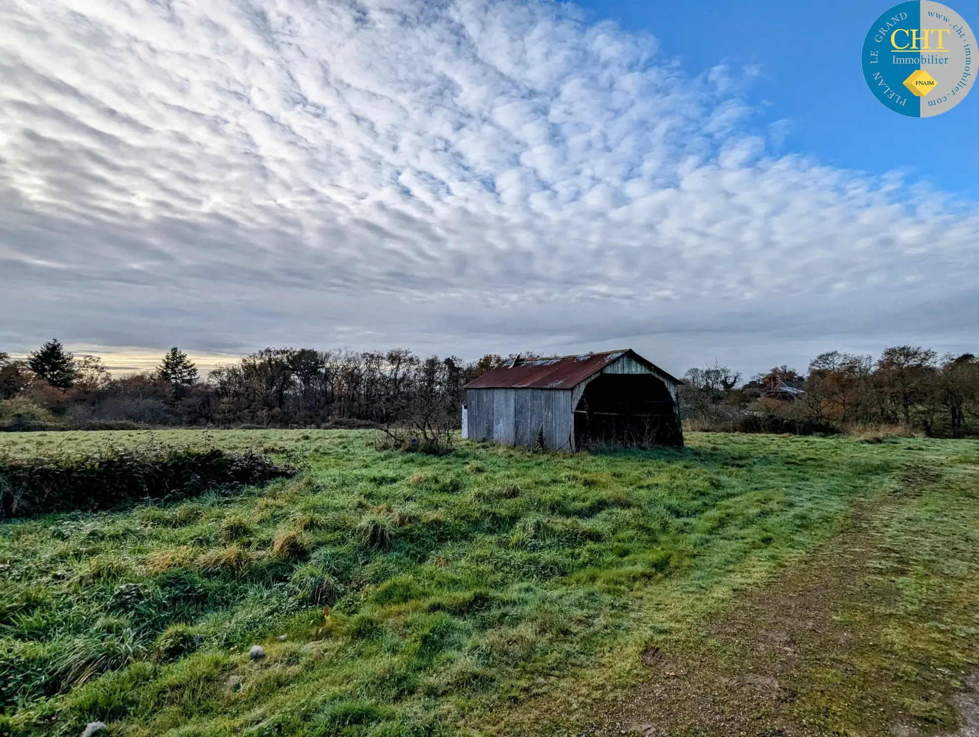 Terrain à bâtir hors lotissement à Monteneuf - 16 100 € 