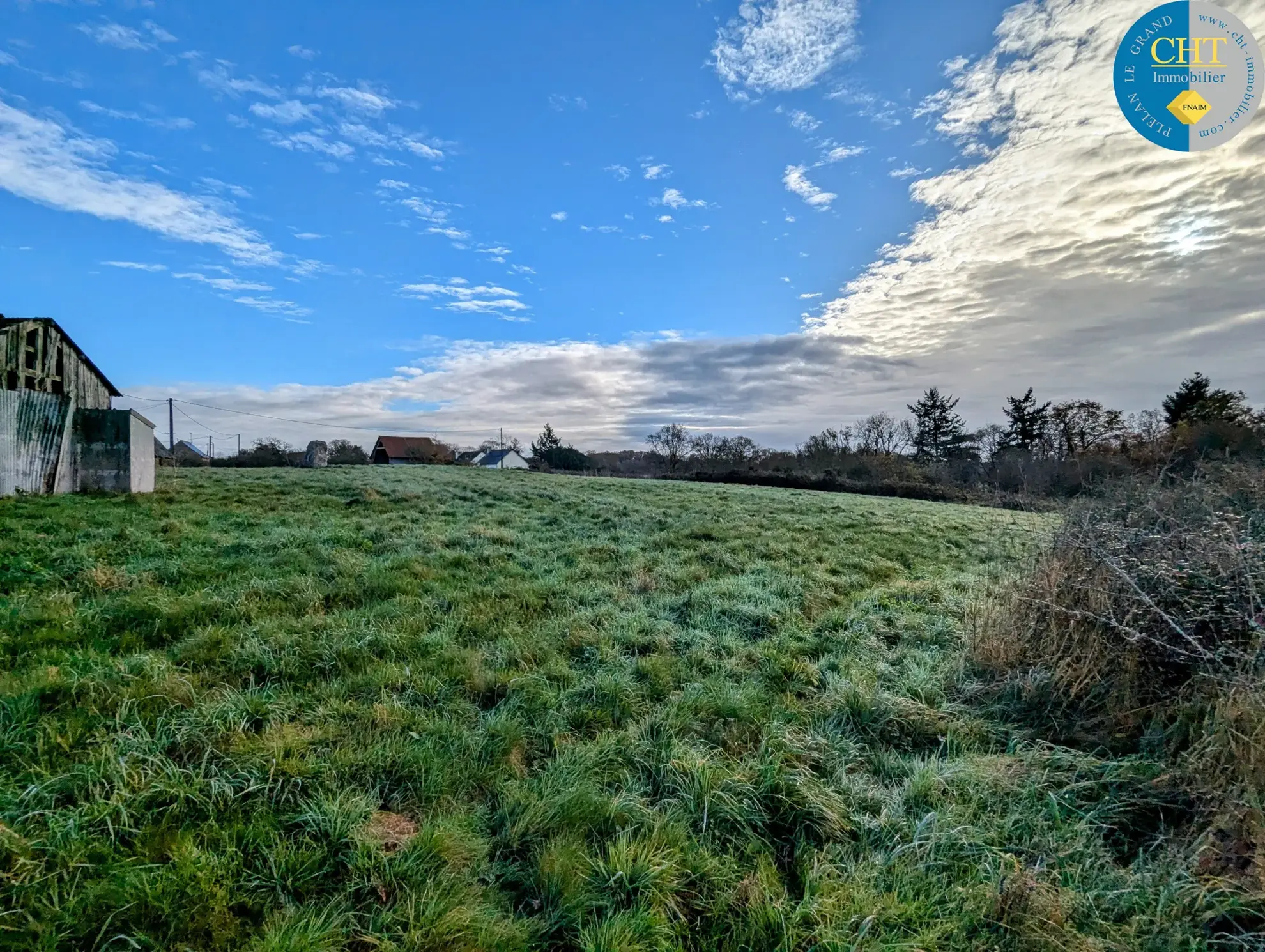 Terrain à bâtir hors lotissement à Monteneuf - 16 100 € 