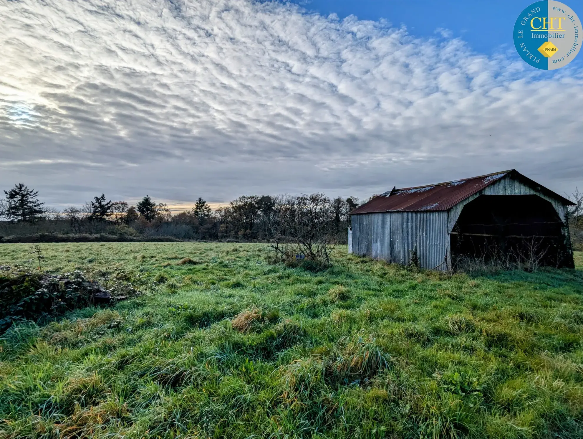 Terrain à bâtir hors lotissement à Monteneuf - 16 100 € 