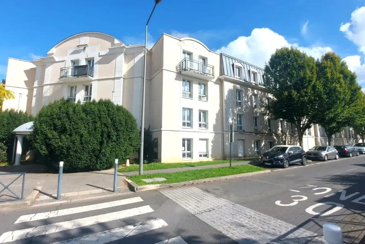 Vente Appartement T1 à Cergy - Charmant Studio à Saisir 