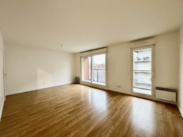 Vente d'un Appartement de Type 3 à Tourcoing avec Balcon et Garage