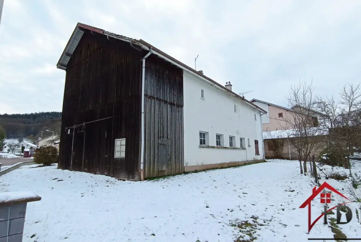 Ancienne ferme à rénover à Beauménil - 153 m2 avec terrain 